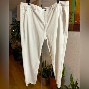 Kate & Mallory white cropped jeans plus size 2X